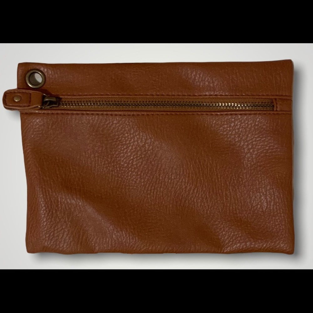Brown wristlet